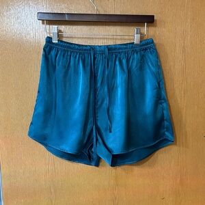 NWOT Ekouaer Satin Pull-On Pajama Shorts-S